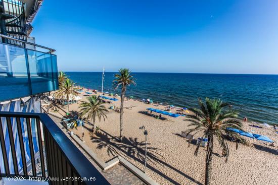 🌅🏠 ¡Exclusivo Ático en Calafell Playa! - ¡Sol, Mar y Privacidad por 289.000€! 🌊 - TARR