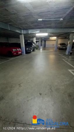 Plaza de parking de 15 m² en Badalona c/Eduard Maristany - BARCELONA