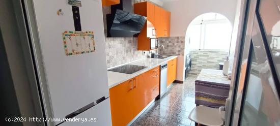 Piso en centro de Telde (Zona de San Juan), completamente reformado. Última planta. Impecable - LAS