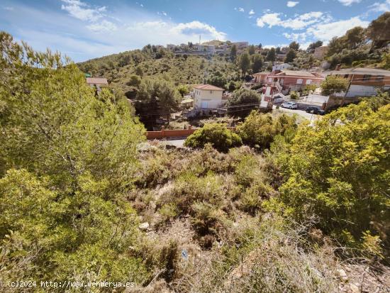 TERRENO CON VISTAS EN CASTELLET - BARCELONA