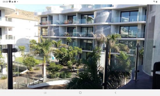  SE VENDE APARTAMENTO DE DOS DORMITORIOS Y DOS BAÑOS EN EL PALM MAR - SANTA CRUZ DE TENERIFE 