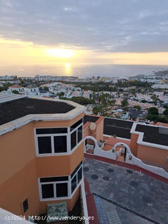 Se vende amplia villa en San Eugenio Alto - SANTA CRUZ DE TENERIFE