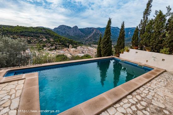 Bonita casa de pueblo en Sa Comuna de Bunyola - BALEARES