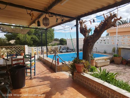 🏡 Chalet con Encanto en el Moralet - ¡Disfruta de la Tranquilidad y las Vistas! 🌳 - ALICANTE