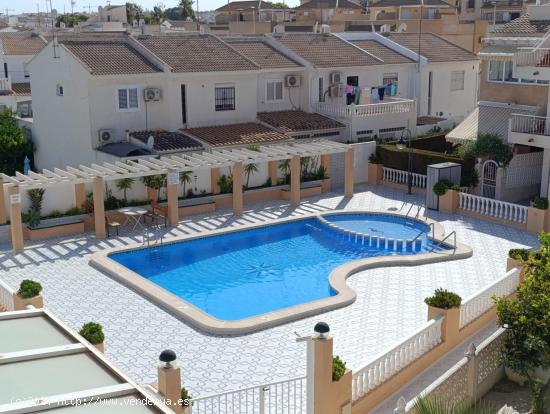 Bungalow planta alta con solárium en La Rosaleda!!! - ALICANTE