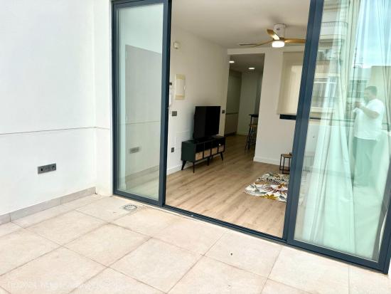 MAGNIFICO ATICO CON TERRAZA PRIVADA EN PLANTA EN ZONA CAORAZON DE JESUS CENTRO - ALICANTE