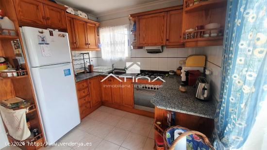 Apartamento con amplia terraza situado en la playa de Piles a solo 400 metros del mar - VALENCIA