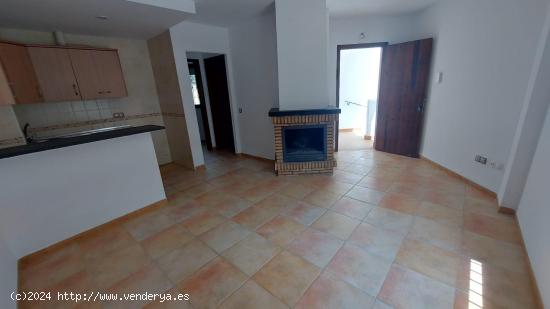 Piso de 1 dormitorio en Guarros, Paterna del Rio - ALMERIA