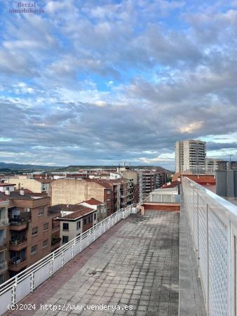 Piso exterior y reformado de 136 metros útiles para entrar a vivir en Logroño, - Palacio de Justic