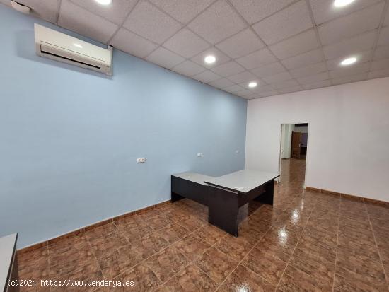 Ref.7400 Local comercial en Torrevieja - ALICANTE