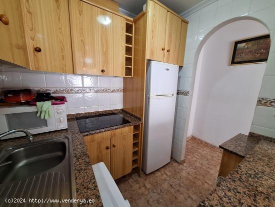 Ref.7401 Apartamento de 2 dormitorios en Torrevieja - ALICANTE