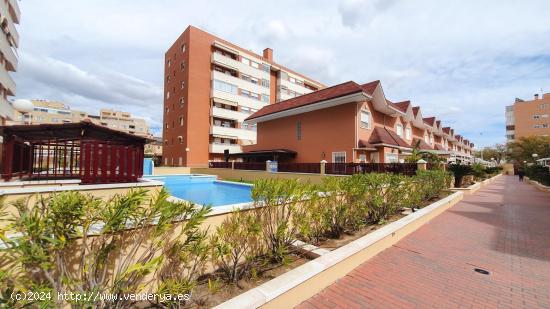  VENTA BUNGALOW ESQUINA,  4 DORM, PISCINA, GARAJE,  100M TERRAZA, KELME ALTABIX - ALICANTE 