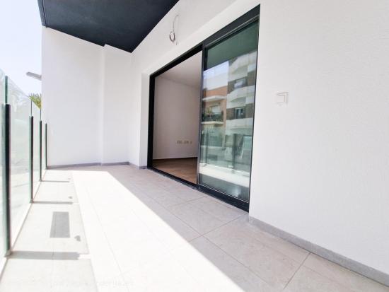  VENTA PISO NUEVO A ESTRENAR, ENTRADA INMEDIATA, CON PISCINA Y TERRAZA, ZONA PUERTAS COLORADAS - ALIC 