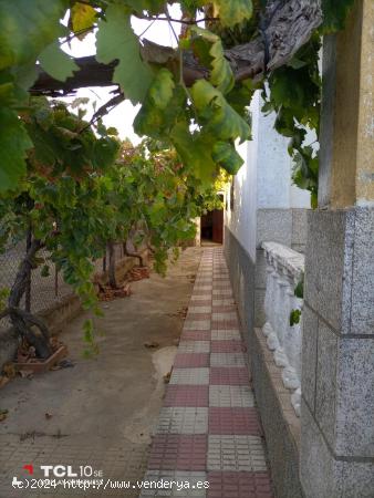 Casa de Campo en Cruce de las Herrerías, Carretera de Alcuescar - CACERES