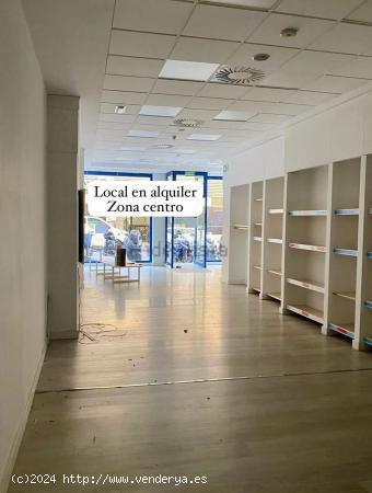  ALQUILER DE ESTUPENDO LOCAL COMERCIAL ZONA BENALUA - ALICANTE 