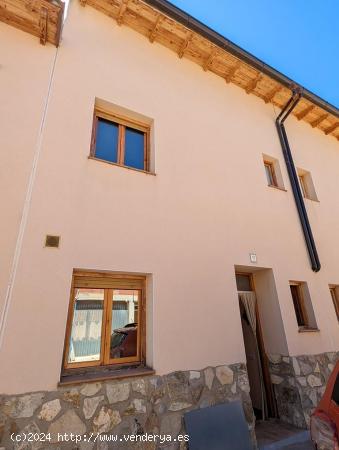 Casa en La Ginebrosa - TERUEL