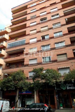 ESTUPENDO LOCAL EN CALLE TOMAS BRETON. - ZARAGOZA