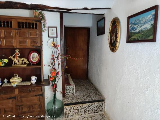 SE VENDE CASA EN LECHAGO (CALAMOCHA) - TERUEL