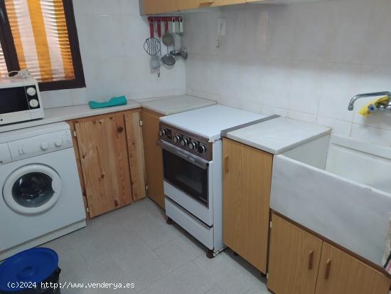 SE VENDE CASA EN TORRALBA DE LOS SISONES (TERUEL) - TERUEL