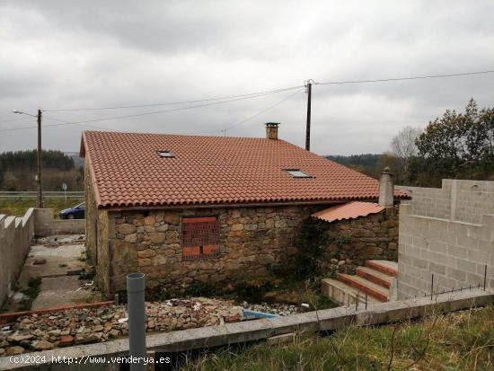 CASA DE PIEDRA PARA RESTAURAR  Y CON FINCA EN SAN SADURNINO, SAN SADURNIÑO - A CORUÑA