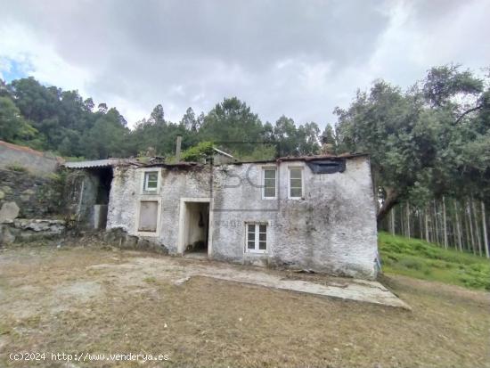  CASA CON TERRENO CERRADO EN DOBLE ALTURA EN NEDA, NEDA - A CORUÑA 