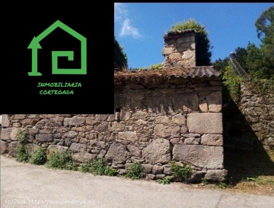 CASA TRADICIONAL CON TERRENO PRÓXIMO DE 400 M2 EN EL CONCELLO DE DODRO - A CORUÑA