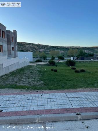 PARCELA URBANA DE 740 M² EN EL SOTILLO (LA LASTRILLA) - SEGOVIA