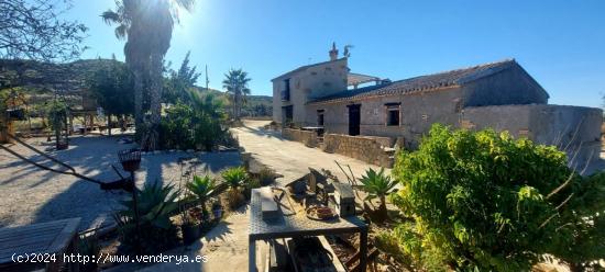  CASA DE CAMPO A LA VENTA EN LA MANCHICA - MURCIA 