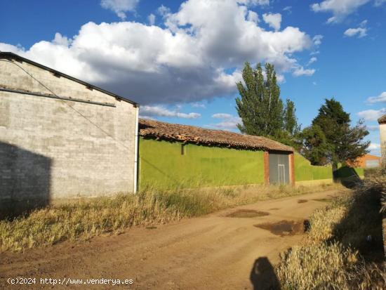 Se Vende en Osorno la Mayor - PALENCIA