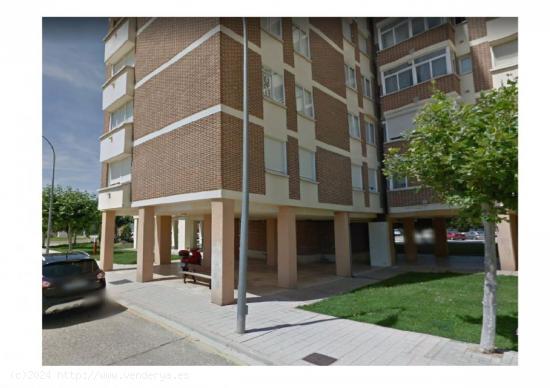 Se Vende en Villamuriel de Cerrato - PALENCIA