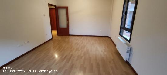  DISPONIBLE A LA VENTA PISO EN PALENCIA - PALENCIA 