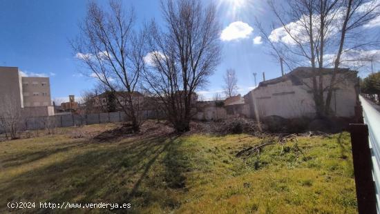 VENTA DE SOLAR EN VENTA DE BAÑOS - PALENCIA