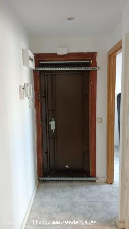 Piso en venta en calle Pablo Casals - MADRID