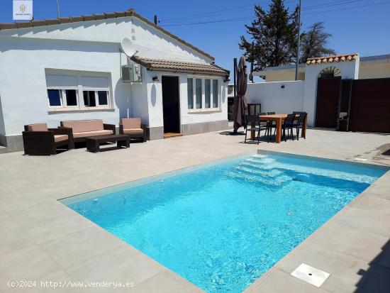 SE ALQUILA FABULOSA Villa en CÁDIZ (CHICLANA DE LA FRONTERA) - CADIZ