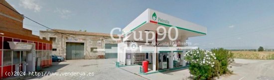  SE VENDE GASOLINERA  +  NAVE INDUSTRIAL  EN LINYOLA 