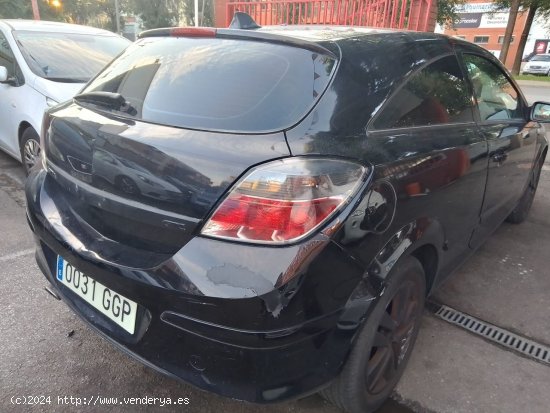 Opel Astra 1.6 - Cornellà