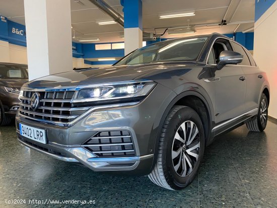  Volkswagen Touareg 3.0 TDI PREMIUM ELEGANCE AUTO 4 MOTION - Castelldefels 