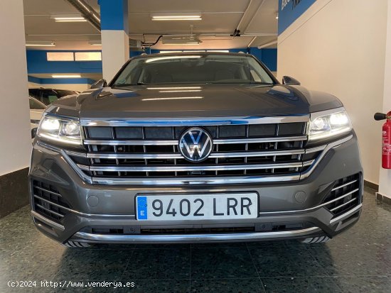 Volkswagen Touareg 3.0 TDI PREMIUM ELEGANCE AUTO 4 MOTION - Castelldefels