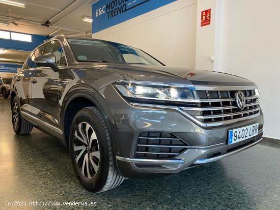 Volkswagen Touareg 3.0 TDI PREMIUM ELEGANCE AUTO 4 MOTION - Castelldefels