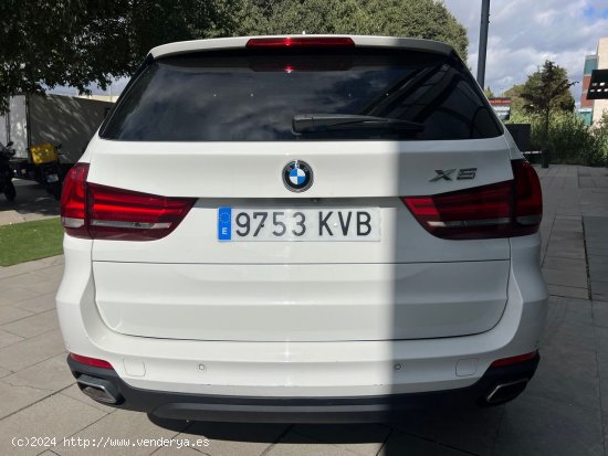 BMW X5 3.0d X-Drive  7 Plazas - Techo panorámico - Sant Cugat del Vallès