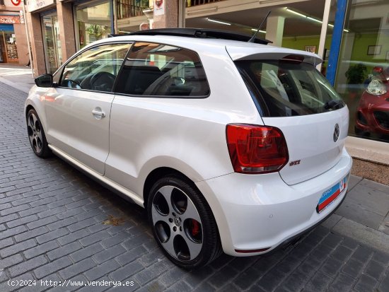 Volkswagen Polo 1.4 GTI  AUT. DSG 7 VEL. - Barcelona