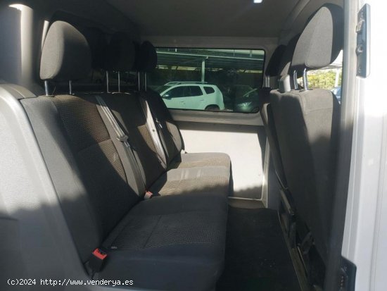 Volkswagen Transporter Mixto 2.0TDI SCR - TRANSITO