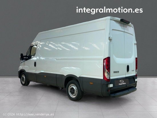 Iveco Daily 2.3 TD 35S 16 V 3520L/H2 12 M3 - Sada