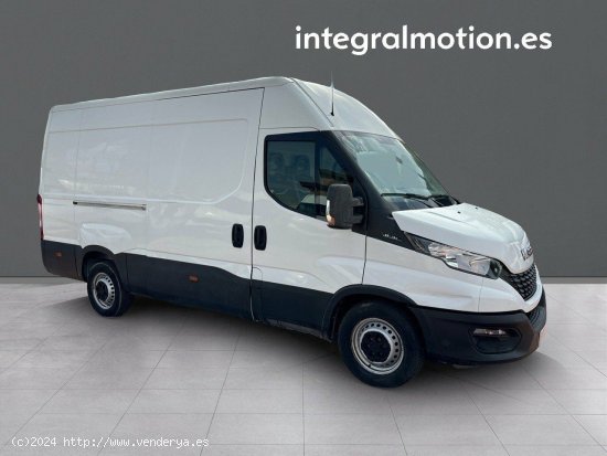 Iveco Daily 2.3 TD 35S 16 V 3520L/H2 12 M3 - LAS ROZAS DE MADRID