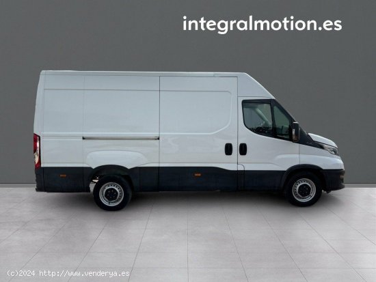 Iveco Daily 2.3 TD 35S 16 V 3520L/H2 12 M3 - LAS ROZAS DE MADRID