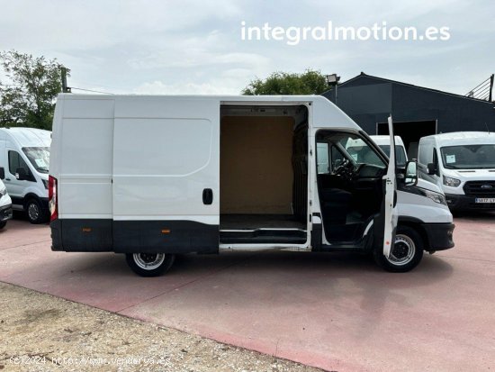 Iveco Daily 2.3 TD 35S 16 V 3520L/H2 12 M3 - LAS ROZAS DE MADRID