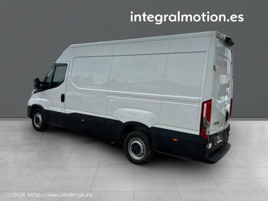 Iveco Daily 2.3 TD 35S 16 V 3520L/H2 12 M3 - LAS ROZAS DE MADRID