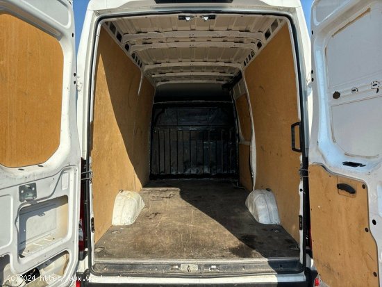 Iveco Daily 2.3 TD 35S 16 V 3520L/H2 12 M3 - LAS ROZAS DE MADRID