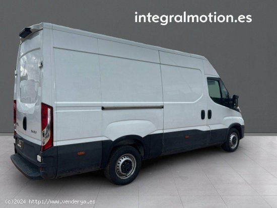 Iveco Daily 2.3 TD 35S 16 V 3520L/H2 12 M3 - LAS ROZAS DE MADRID