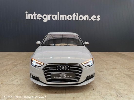 Audi A3 Sportback S line 40 e-tron 150kW S tron - A Grela